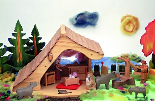kinderkram-farmers-cottage-scene-545-500x326